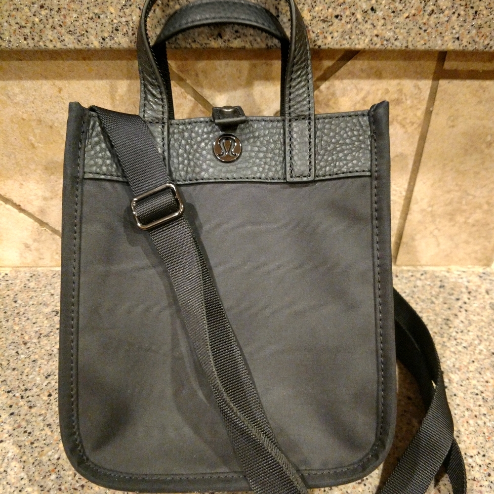 Like new.....Lululemon Now and Always Tote MICRO
